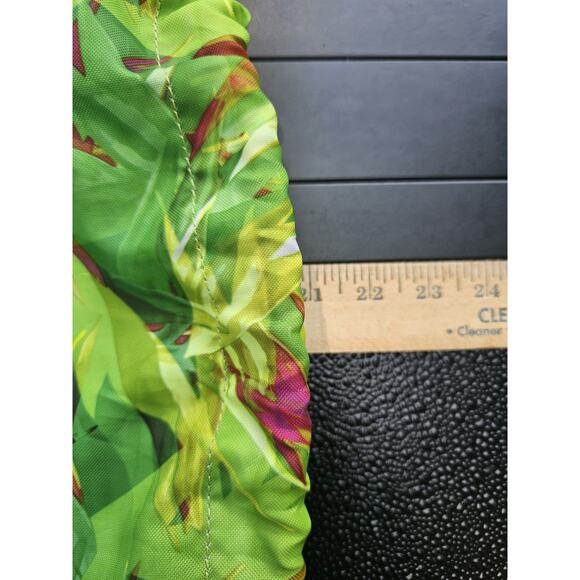 Under Armour - Unisex Sackpack Drawstring Backpack w/ Sunglasses Pocket Neon - Picture 14 of 15